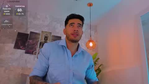 Snapshot of nate_franco chatting on February 15, 4:53 am Nate Franco online show from February 15, 4:53 am