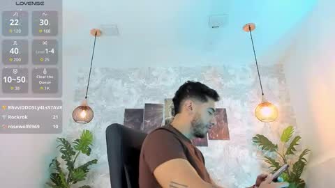 Snapshot of nate_franco chatting on February 26, 4:33 am Nate Franco online show from February 26, 4:33 am