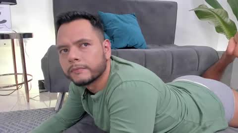 Snapshot of nate_ocean chatting on February 23, 11:04 pm Nate Ocean online show from February 23, 11:04 pm