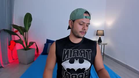 Snapshot of nate_ocean chatting on January 6, 1:31 am Nate Ocean online show from January 6, 1:31 am