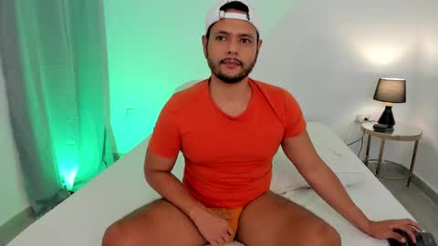 Snapshot of nate_ocean chatting on January 16, 2:04 am Nate Ocean online show from January 16, 2:04 am