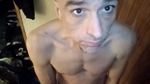 Snapshot of nateall chatting on May 18, 1:17 pm nateall online show from May 18, 1:17 pm