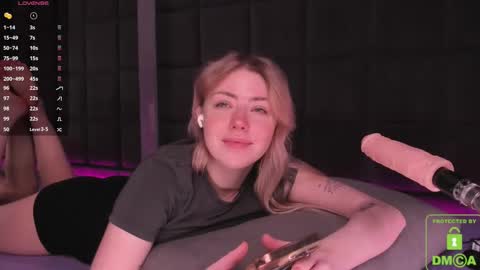 Snapshot of natehalll chatting on February 9, 11:14 am NATE online show from February 9, 11:14 am