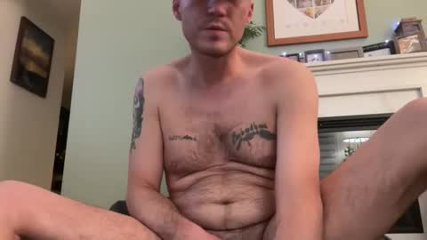 Snapshot of naterando chatting on March 9, 2:48 am naterando online show from March 9, 2:48 am