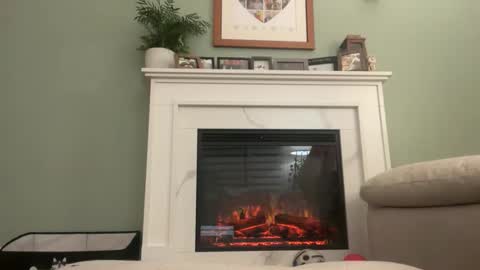 Snapshot of naterando chatting on March 28, 2:11 am naterando online show from March 28, 2:11 am