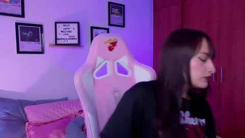 Nathalia Ramirez online show from February 27, 1:05 am