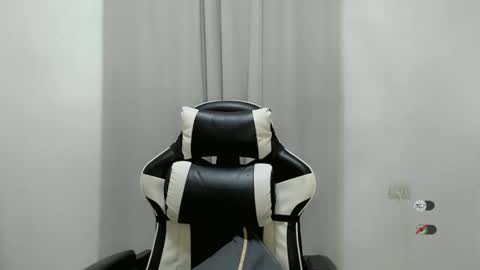 Snapshot of nathalia_starxxx chatting on October 1, 7:25 am nathalia_starxxx online show from October 1, 7:25 am