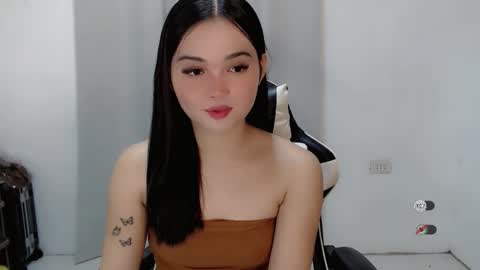 Snapshot of nathalia_starxxx chatting on October 16, 9:43 am nathalia_starxxx online show from October 16, 9:43 am