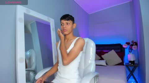 nathalie_moon_ online show from May 11, 12:00 pm