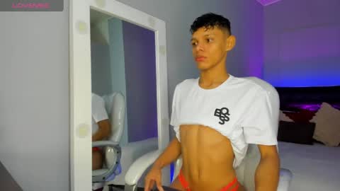 nathalie_moon_ online show from May 26, 11:50 am