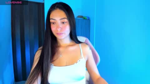 Snapshot of nathalie_rose chatting on March 29, 4:29 pm Nathalie online show from March 29, 4:29 pm