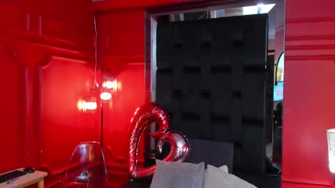 nathalie rossel online show from February 16, 12:30 am