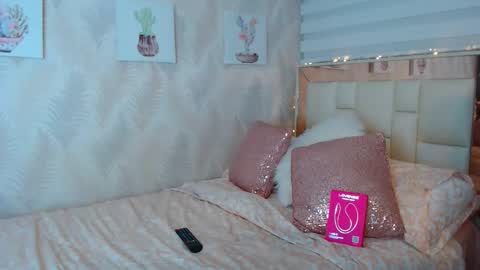 Nathalie Rose online show from May 23, 9:24 am