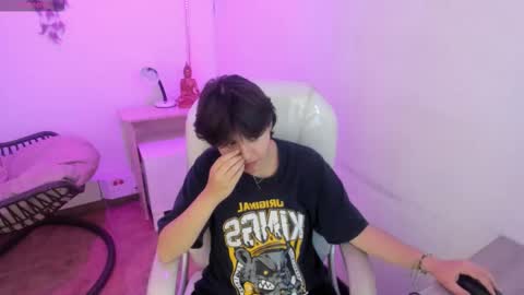 Snapshot of nathalyy_ds chatting on February 22, 2:26 pm nathalyy_ds online show from February 22, 2:26 pm