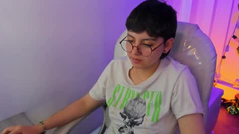 Snapshot of nathalyy_ds chatting on March 24, 8:36 pm nathalyy_ds online show from March 24, 8:36 pm