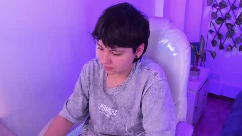 Snapshot of nathalyy_ds chatting on April 7, 9:04 pm nathalyy_ds online show from April 7, 9:04 pm