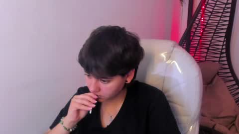 Snapshot of nathalyy_ds chatting on April 24, 5:04 pm nathalyy_ds online show from April 24, 5:04 pm