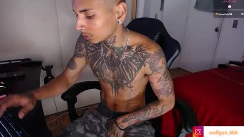 nathan_aress6666 online show from June 2, 10:01 pm