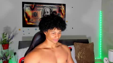 Snapshot of nathan_sexy247 chatting on February 26, 2:32 am Nathan online show from February 26, 2:32 am