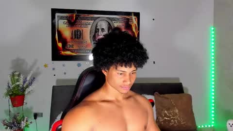 Snapshot of nathan_sexy247 chatting on March 4, 2:17 am Nathan online show from March 4, 2:17 am