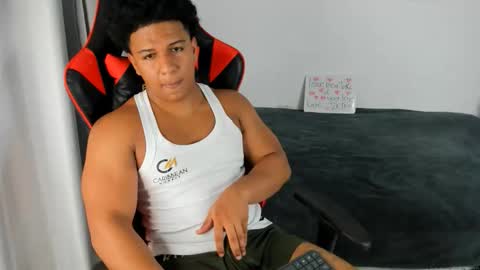 Snapshot of nathan_yess chatting on November 27, 3:41 am Nathan online show from November 27, 3:41 am