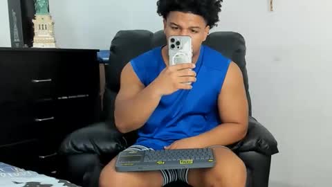 Snapshot of nathan_yess chatting on January 12, 4:18 am Nathan online show from January 12, 4:18 am