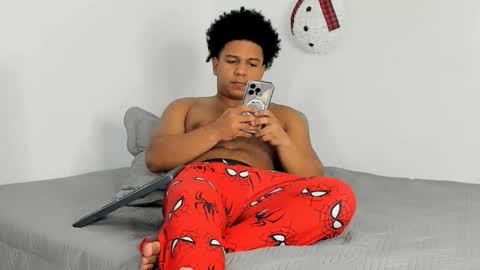 Snapshot of nathan_yess chatting on January 16, 6:06 am Nathan online show from January 16, 6:06 am