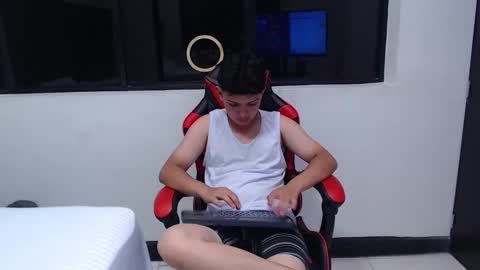 NathanBrooks online show from December 15, 6:34 pm