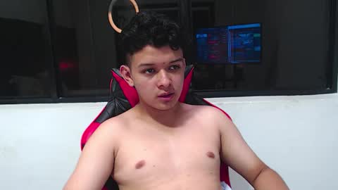 NathanBrooks online show from December 19, 8:27 pm