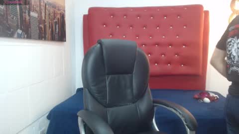 nathanclay online show from December 4, 3:49 am