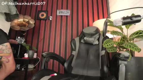 Nathan Harris online show from December 4, 8:39 pm