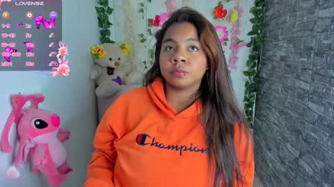Snapshot of nathasha_jhonsom_ chatting on March 10, 7:42 am Naty online show from March 10, 7:42 am