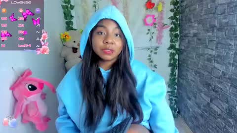 Snapshot of nathasha_jhonsom_ chatting on March 12, 9:34 am Naty online show from March 12, 9:34 am