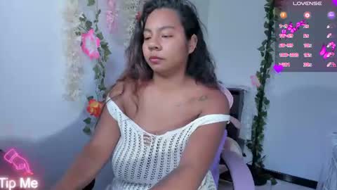 Naty online show from July 27, 11:39 am