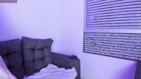 Nathilie steele online show from October 15, 11:05 pm