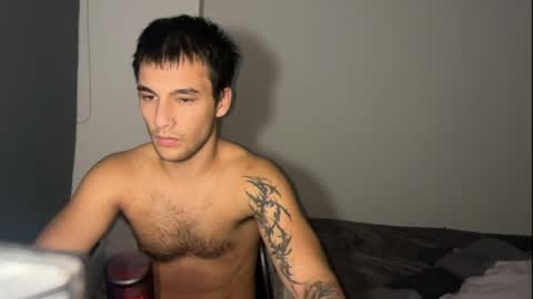 Snapshot of native_boy2 chatting on April 18, 6:50 am native_boy2 online show from April 18, 6:50 am