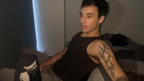 Snapshot of native_boy2 chatting on April 19, 4:56 am native_boy2 online show from April 19, 4:56 am