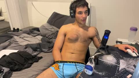 Snapshot of native_boy2 chatting on May 3, 4:13 pm native_boy2 online show from May 3, 4:13 pm