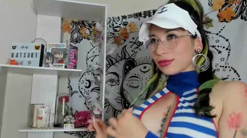Snapshot of natsuki_09 chatting on October 16, 3:40 am Nat online show from October 16, 3:40 am
