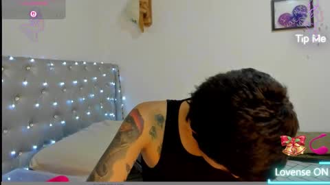 natt_op online show from December 4, 11:57 pm