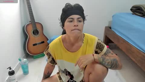 natt_op online show from February 25, 10:41 pm