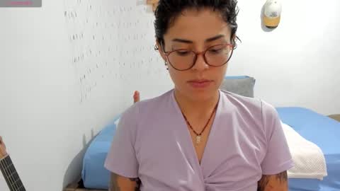 natt_op online show from March 29, 12:21 am