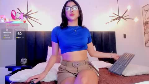 Snapshot of nattashaa7 chatting on September 21, 11:34 am nattashaa online show from September 21, 11:34 am