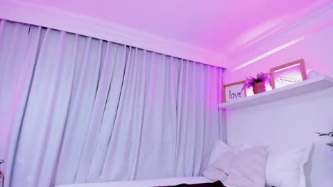 Snapshot of nattashaa7 chatting on October 1, 7:53 pm nattashaa online show from October 1, 7:53 pm