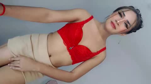 Nathalie smith online show from May 21, 6:20 am