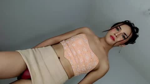 Snapshot of nattayah chatting on June 22, 3:25 am Nathalie smith online show from June 22, 3:25 am