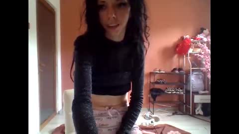 Chloe online show from May 12, 1:52 pm