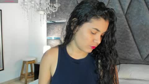 Naty online show from April 30, 11:49 am