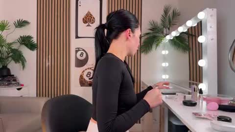 Snapshot of nattywithoutdaddy chatting on October 13, 7:52 am NATTY FIERROS online show from October 13, 7:52 am