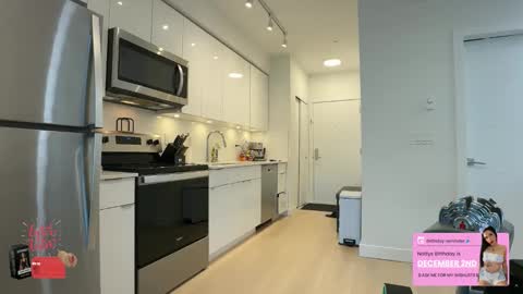 NATTY FIERROS online show from November 4, 5:45 pm